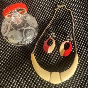 Vintage Jewelry Necklace Earrings Bracelet